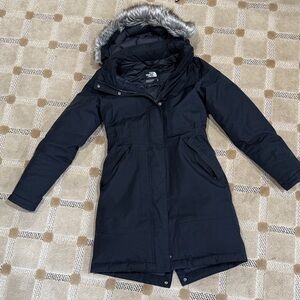 The North Face Black Women's XS Parka Jacket